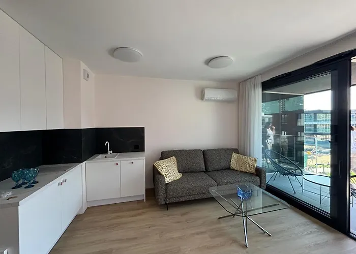 Nad Jeziorem Butterfly Baltycka Lux Osiedle Apartmán *